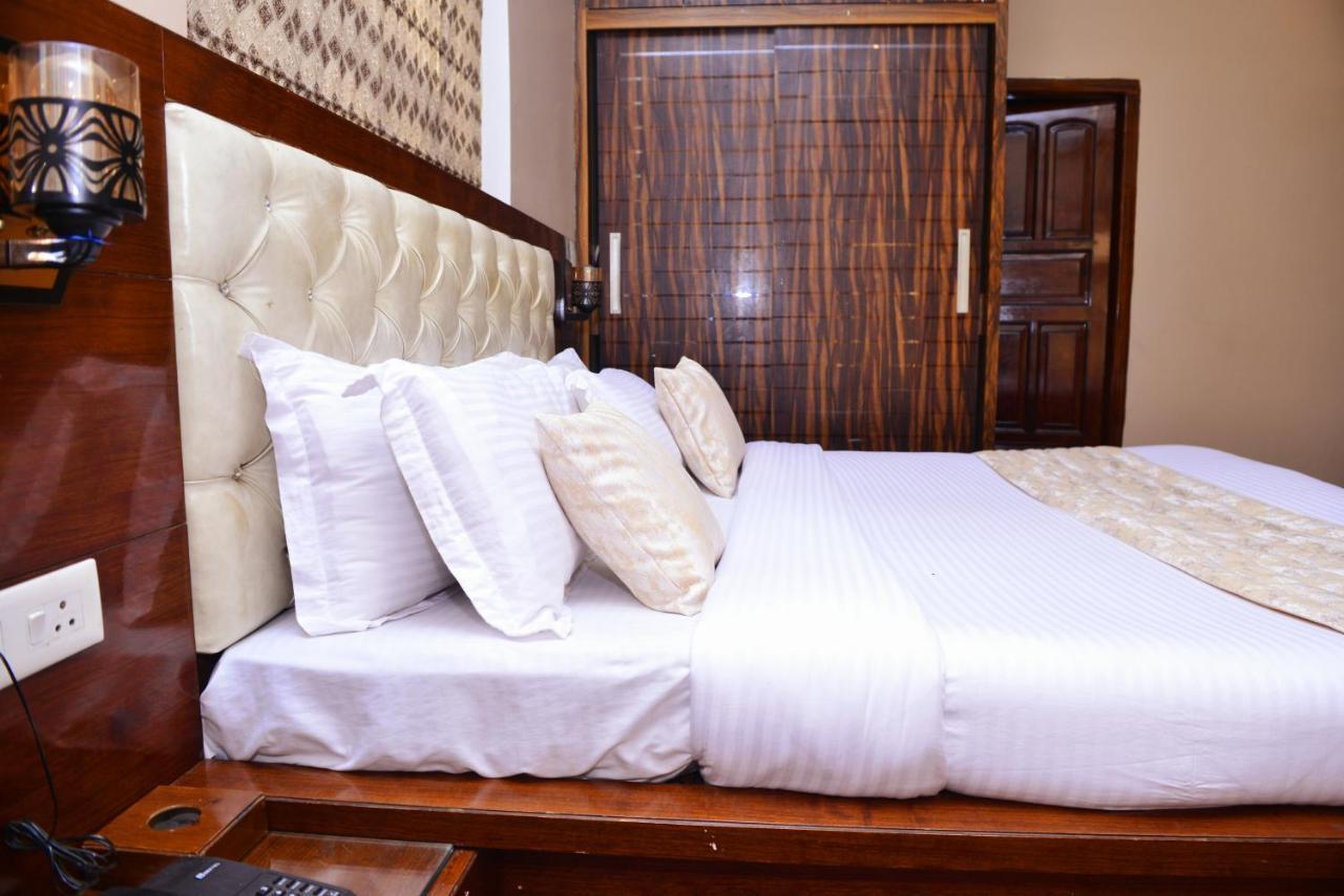 Signature Villa Szionipat Kültér fotó
