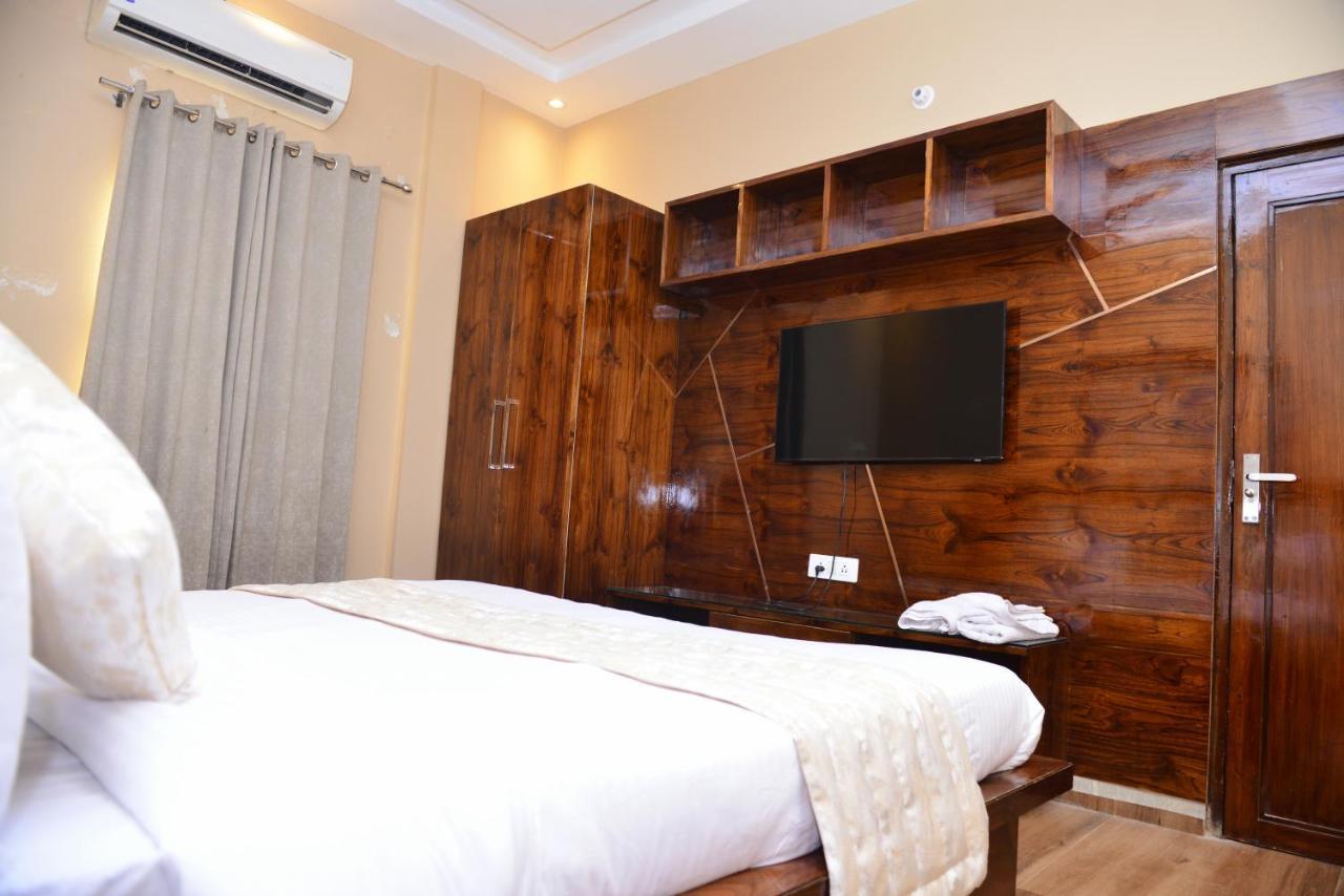 Signature Villa Szionipat Kültér fotó
