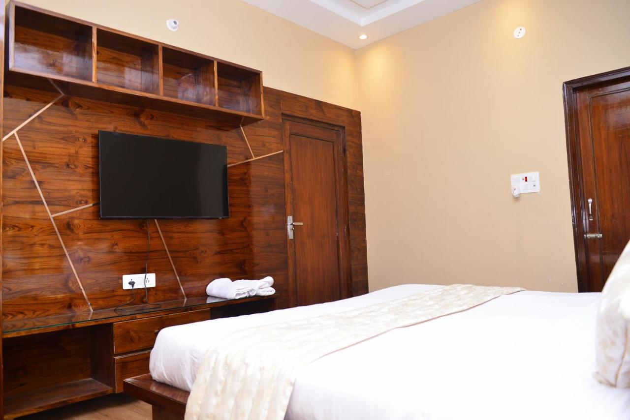 Signature Villa Szionipat Kültér fotó